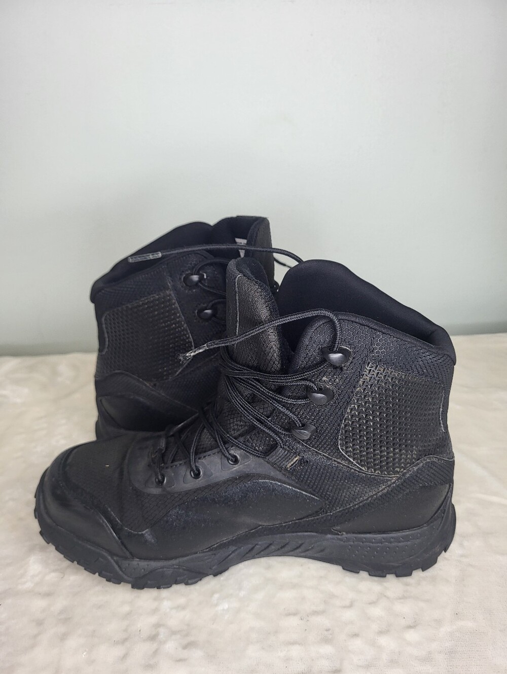 Under Armour Men's Valsetz Black Tactical Boots. Size 8.5